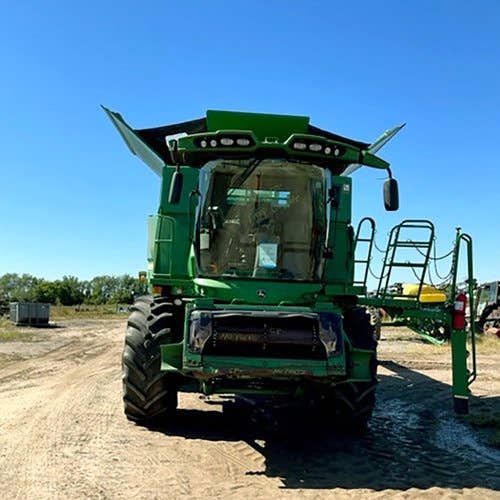 2012 Used John Deere S680 Combine parts.