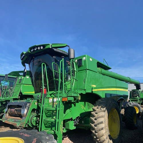 Used 2012 John Deere S680 Combine Parts Used 2012 John Deere S680 Combine Parts
