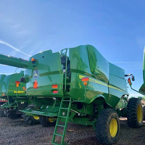 2012 Used John Deere S680 Combine parts.