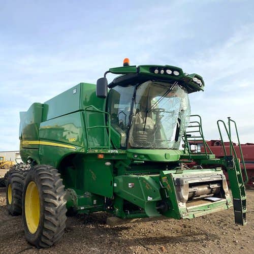 2017 Used John Deere S680 Combine parts.