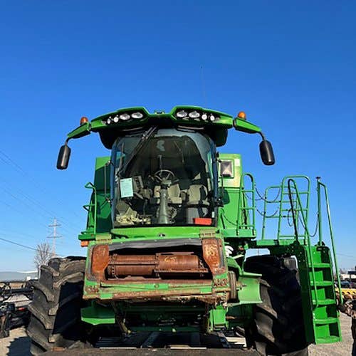 2012 Used John Deere S680 Combine parts.