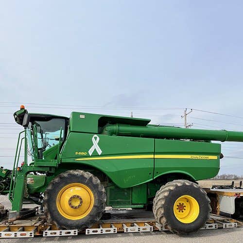 Used 2013 John Deere S680 Combine Parts Used 2013 John Deere S680 Combine Parts