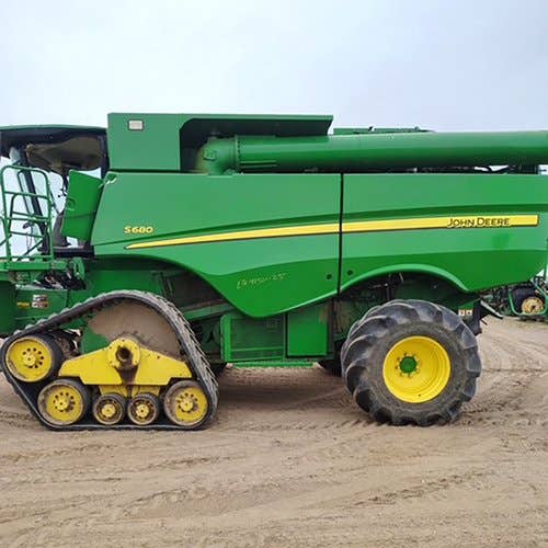 2012 Used John Deere S680 Combine parts.