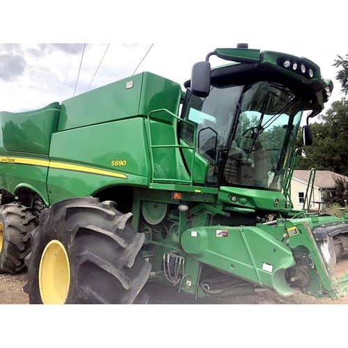 Used John Deere S690 Combine parts.