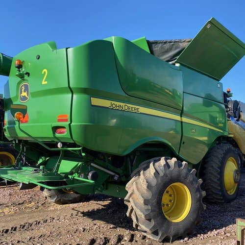 2012 Used John Deere S690 Combine parts.