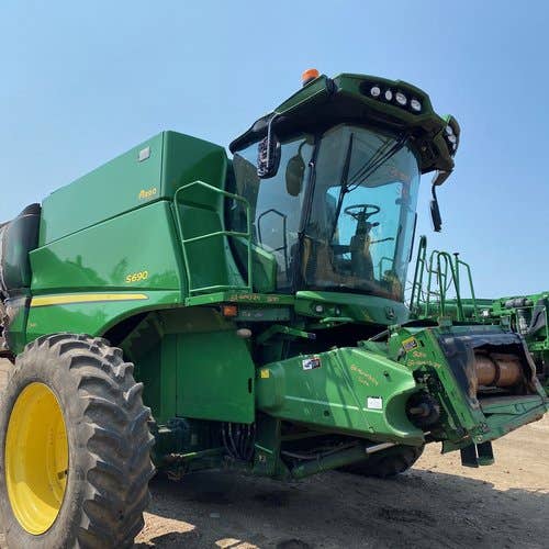 Used John Deere S690 Combine Parts