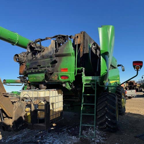 2022 Used John Deere S780 Combine parts.
