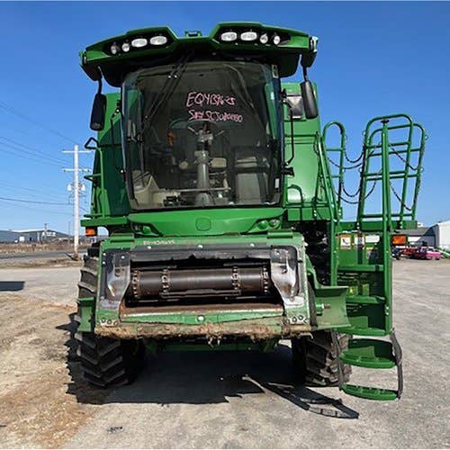 Used John Deere S780 Combine parts.