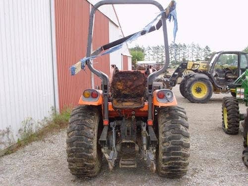 2004 Used Kioti Ck30 Tractor parts.