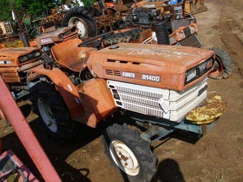 Used Kubota B1400 Tractor parts.