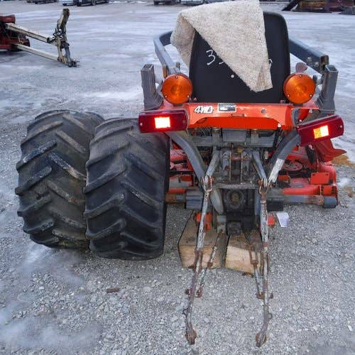 Used Kubota b1700 Tractor parts.