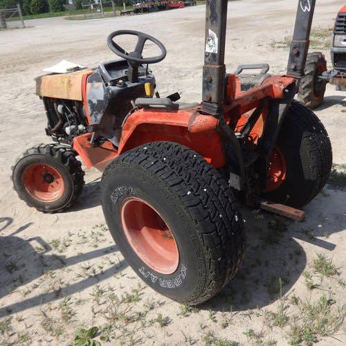 Used Kubota B1700 Tractor parts.