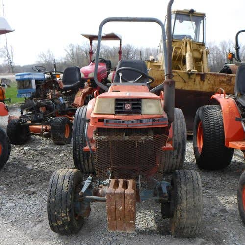 Used Kubota B1750 Tractor parts.