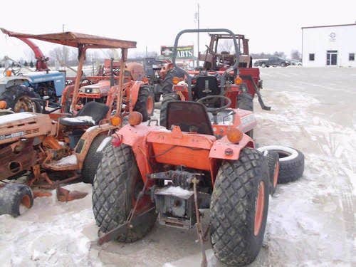 Used Kubota b2150 Tractor parts.