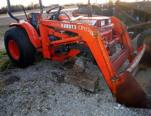 Used Kubota B2150 Tractor parts.