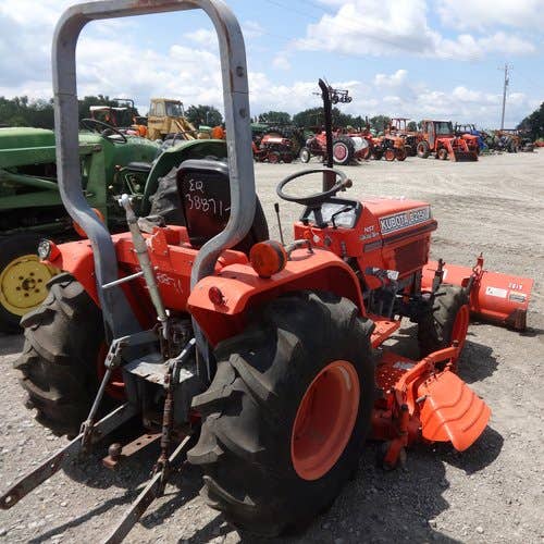 Used Kubota B2150 Tractor parts.