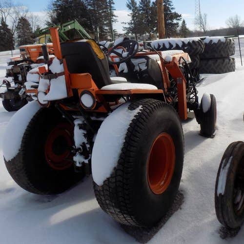 Used Kubota b2710 Tractor parts.