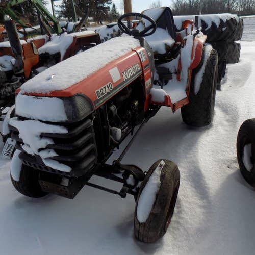 Used Kubota b2710 Tractor parts.