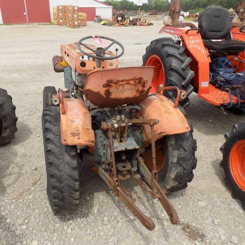 Used Kubota b6100 Tractor parts.
