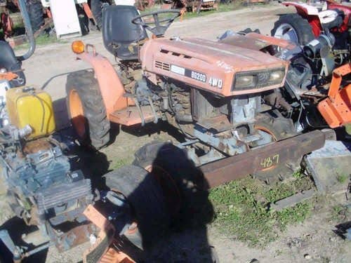 Used Kubota B6200 Tractor parts.