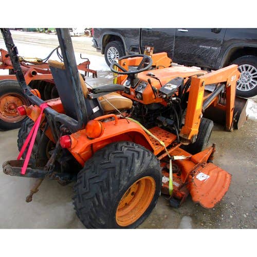 Used Kubota B6200 Tractor parts.