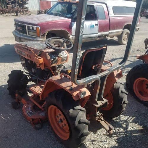 Used Kubota B6200 Tractor parts.