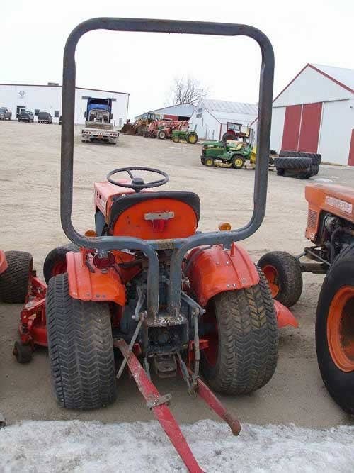 Used Kubota B7100 Tractor parts.