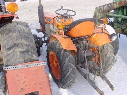 Used Kubota B7100 Tractor parts.