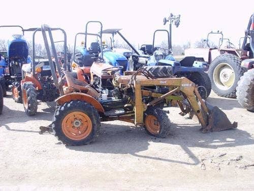 Used Kubota B7100 Tractor parts.