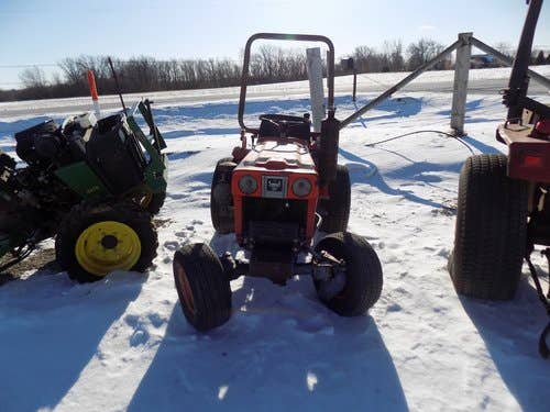 Used Kubota b7100 Tractor parts.