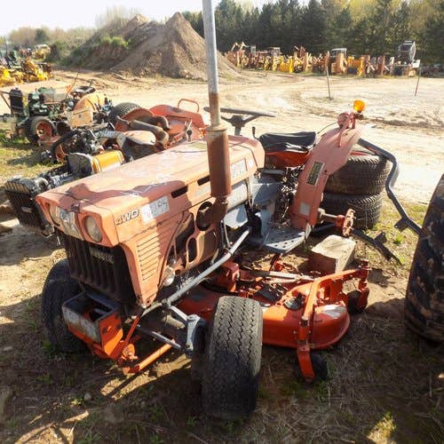 Used Kubota B7100 Tractor parts.