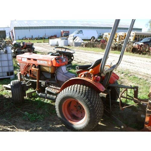 Used Kubota B7100 Tractor parts.