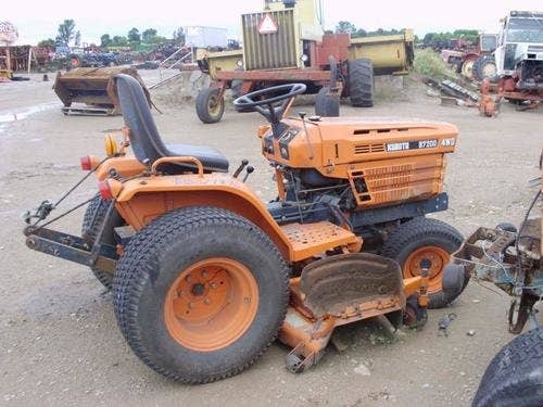 Used Kubota B7200 Tractor parts.