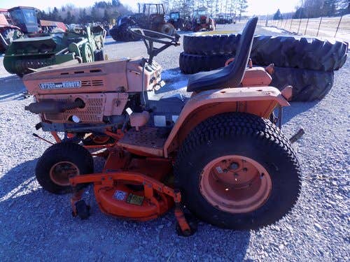 Used Kubota B7200 Tractor parts.