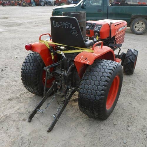 Used Kubota b7200 Tractor parts.
