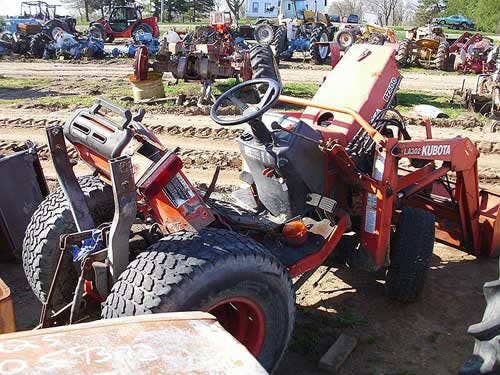Used Kubota B7500 Tractor parts.