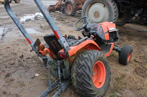 Used Kubota B7500 Tractor parts.