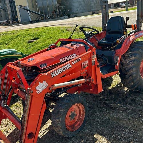 Used Kubota B7800 Tractor Parts Used Kubota B7800 Tractor Parts