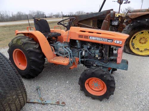 Used Kubota B8200 Tractor parts.