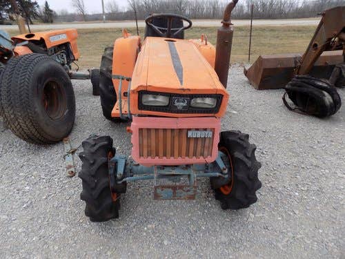 Used Kubota B8200 Tractor parts.