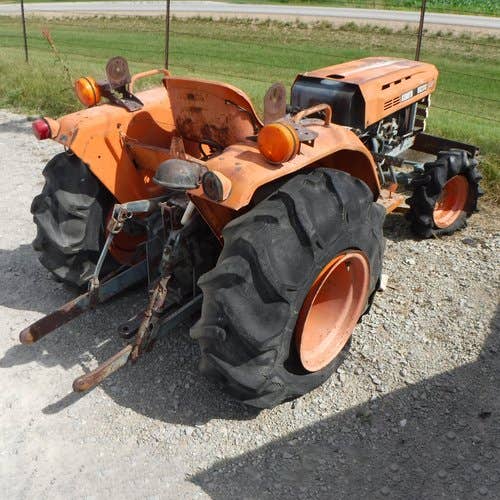 Used Kubota B8200 Tractor parts.