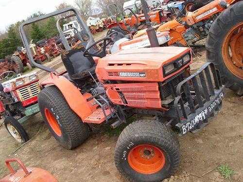 Used Kubota B9200 Tractor parts.