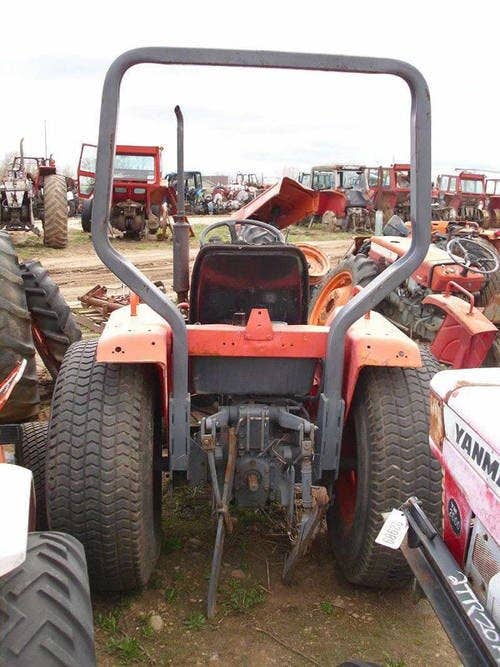 Used Kubota B9200 Tractor parts.