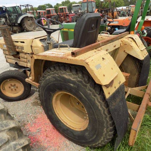 Used Kubota b9200 Tractor parts.