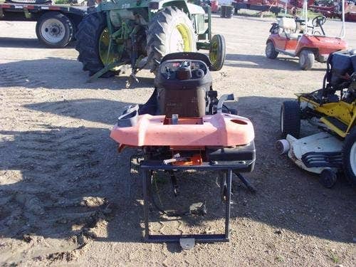 Used Kubota GR2100 Lawn & Garden parts.