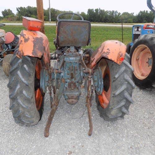 Used Kubota L185 Tractor parts.