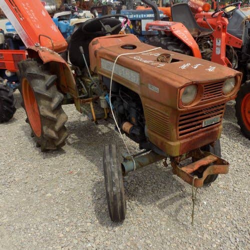 Used Kubota l185 Tractor parts.