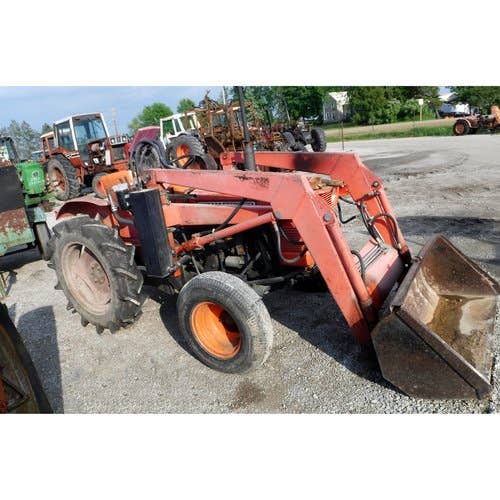 Used Kubota l185 Tractor parts.