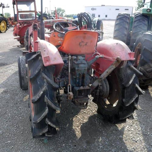 Used Kubota l185 Tractor parts.