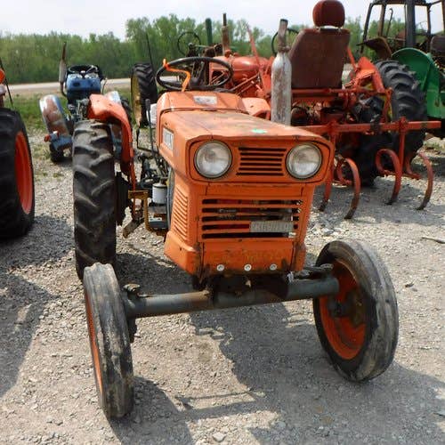 Used Kubota L185 Tractor parts.
